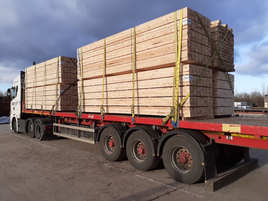 Salvatori flatbed loaded with timber boards from Belgium